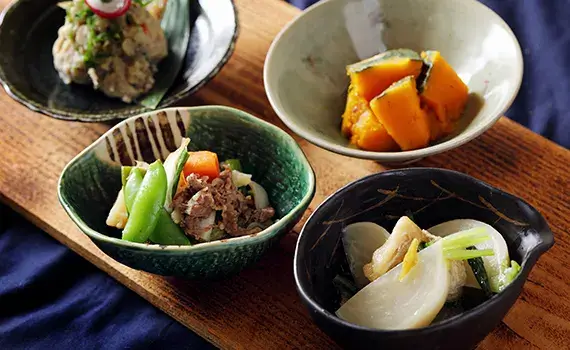 かぼちゃの煮付,かぶらと薄揚げ,肉じゃが,おからの画像